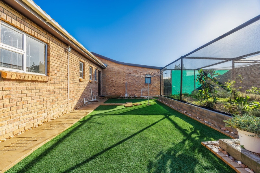 3 Bedroom Property for Sale in Rustdal Western Cape